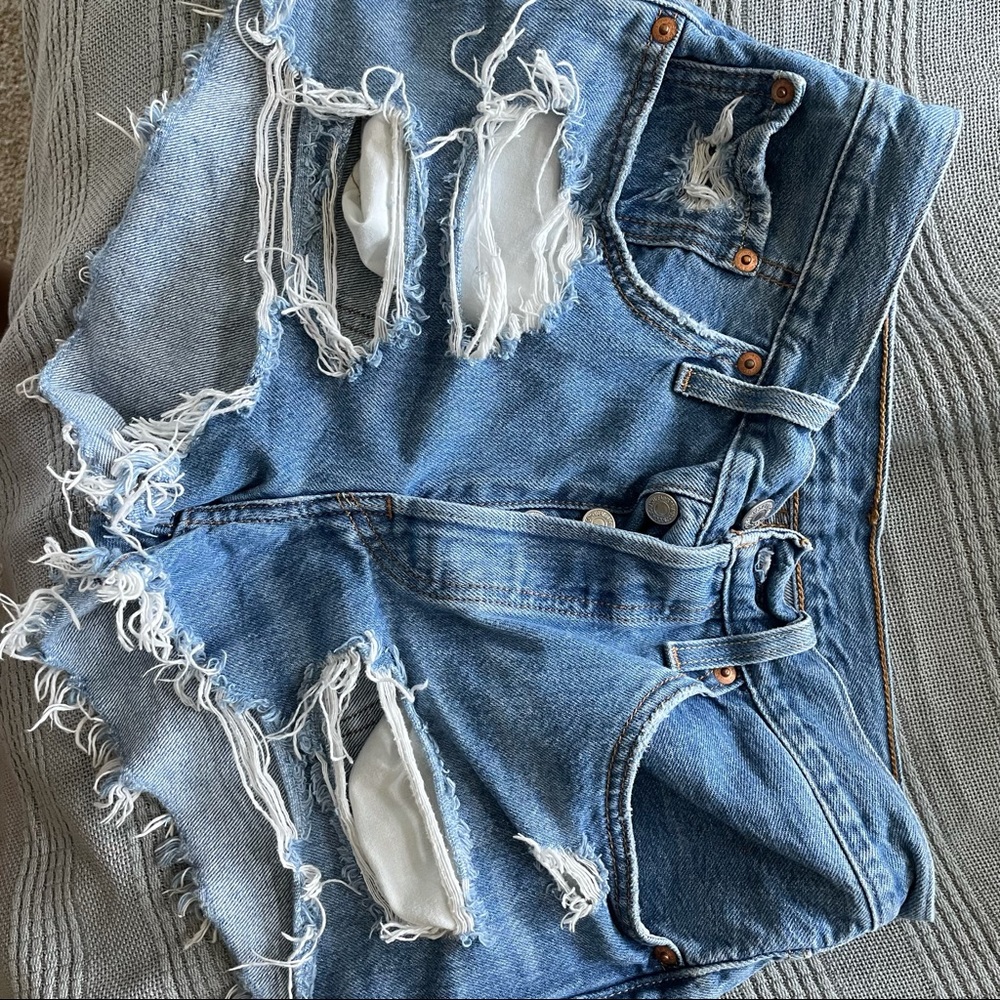 Levi’s 501 high rise shorts
